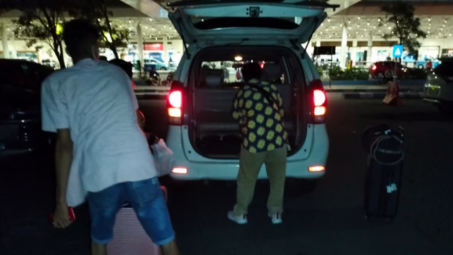 Panduan-Lengkap Travel Juanda-Stasiun Gubeng