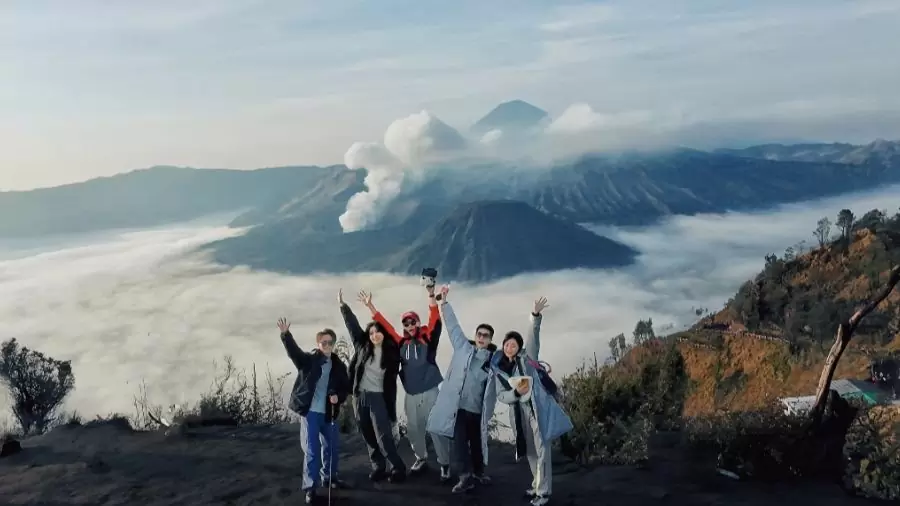 Negeri Di Atas Awan Bromo